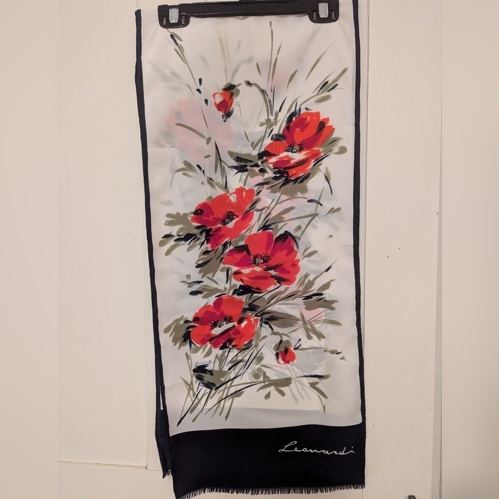 ♥️ Leonardi Vintage Rare Floral Silk Scarf Red Poppies tag Luxury Classy Office
